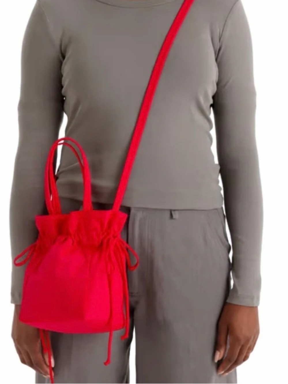 Baggu Nylon Drawstring Bag - Candy Apple - Picture 4 of 4
